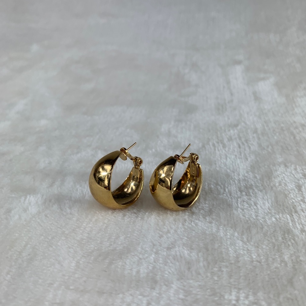 Monet hoop earrings